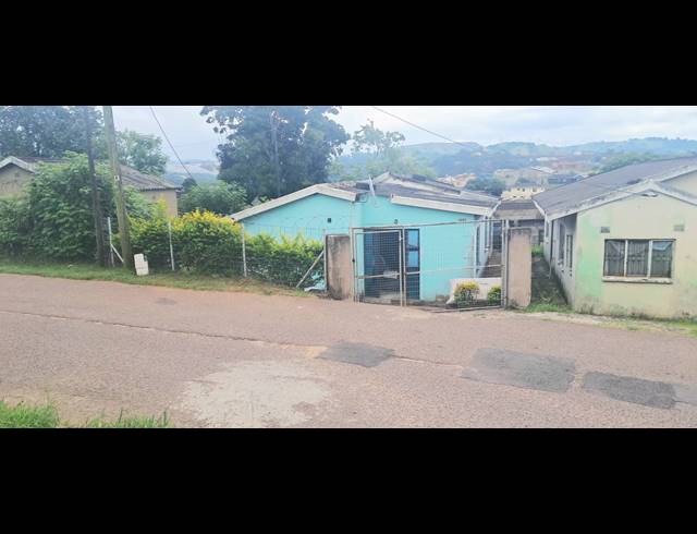 2 BEDROOM FREESTANDING FOR SALE IN KWANDENGEZI-A